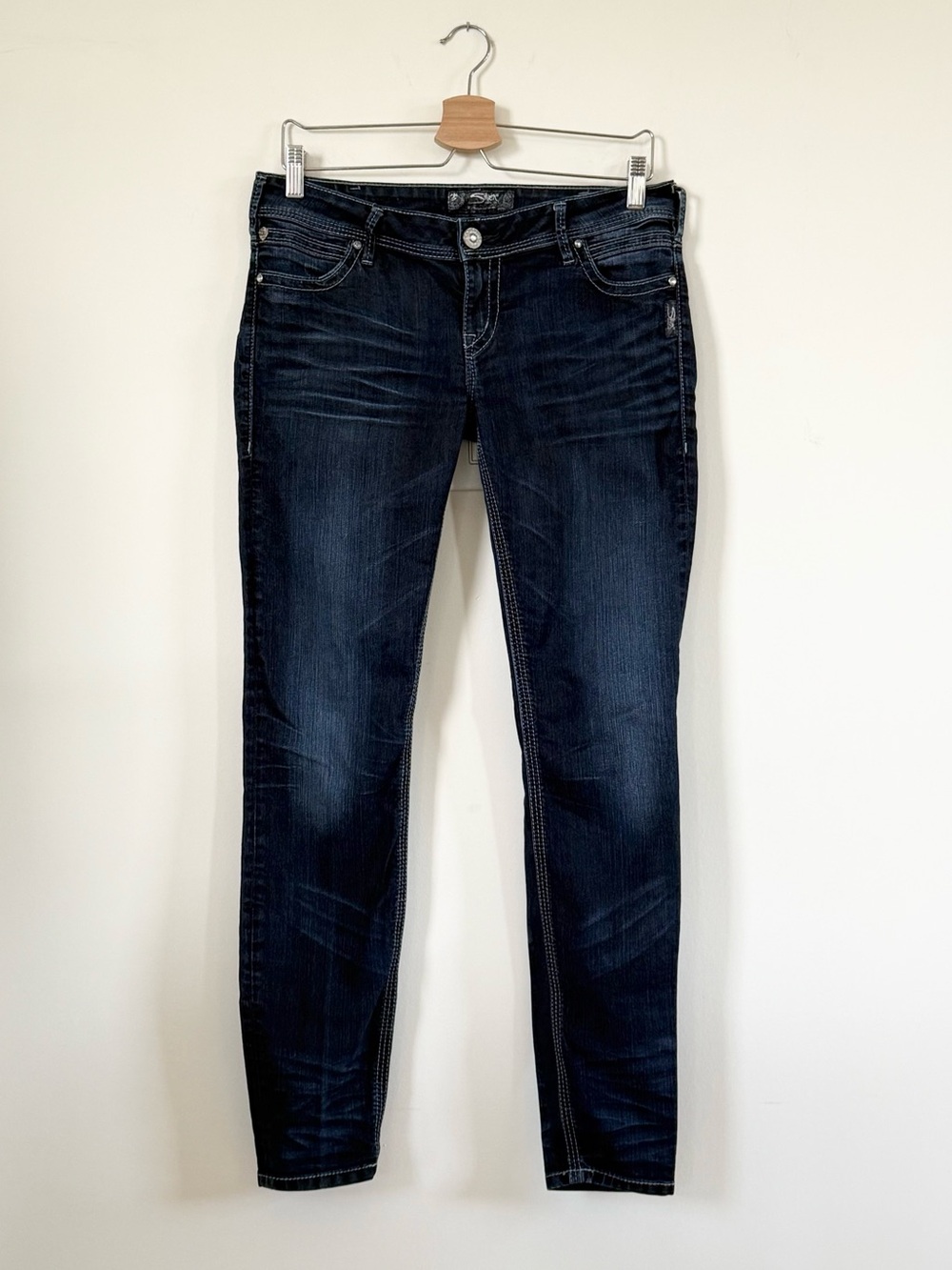 Silver Jeans Co. Dark Wash Whiskered Skinny Jeans Size 30/31